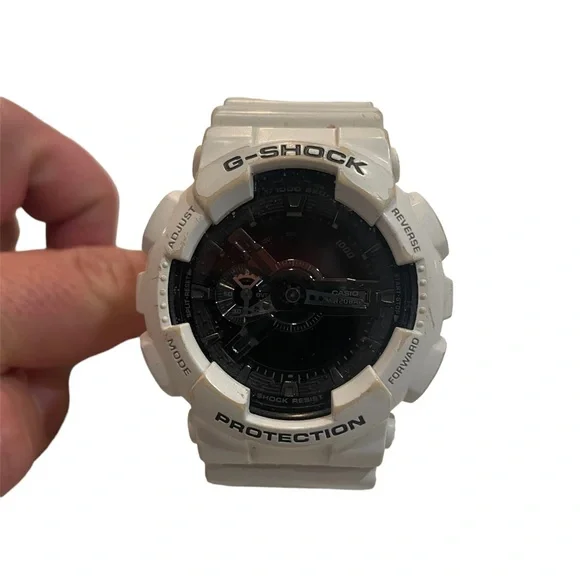 Men's White G-Shock Watch - Picture 2 of 4